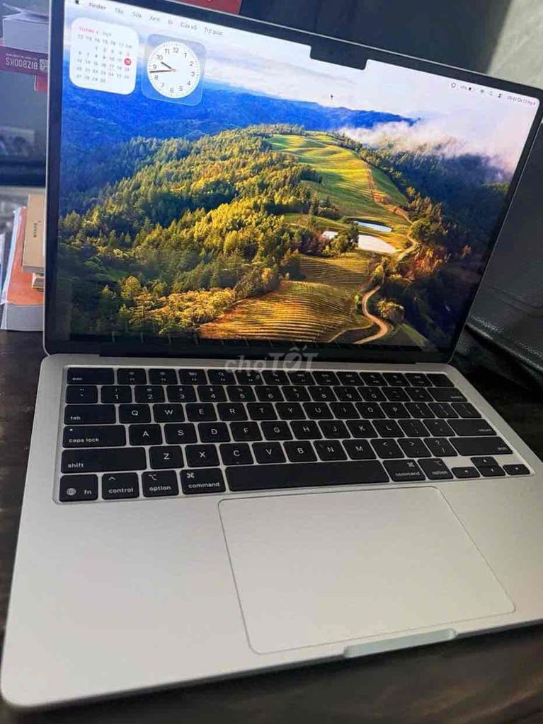 Apple MacBook Air M4 13 inch 16GB/256GB 99%. Mua bán Laptop tại Quận Gò Vấp Tp Hồ Chí Minh được đăng bởi YUMI  hình 1