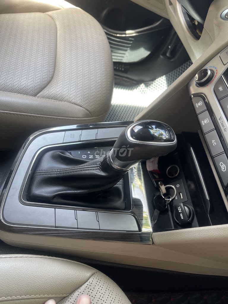 Hyundai Elantra 2018 1.6 AT - 41728 km. Mua bán Ô tô tại Huyện Vĩnh Linh Quảng Trị được đăng bởi Trung Phan hình 5