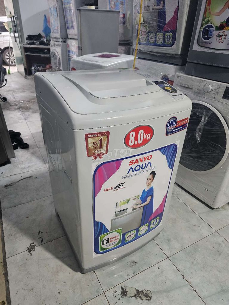 Máy giặt sanyo 8,0kg còn mới, giặt vắt êm