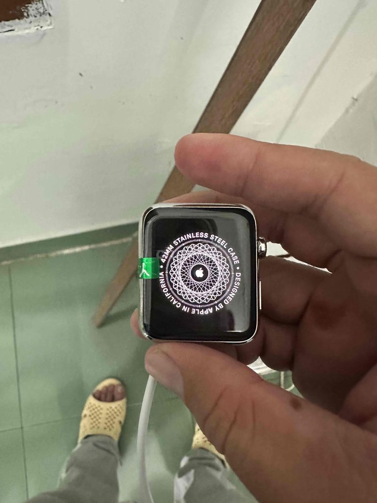 Apple Watch Series 1 42mm Bạc ko lên nguồn bán xác. Mua bán Thiết bị đeo thông minh tại Thành phố Thủ Dầu Một Bình Dương được đăng bởi Chợ Xe Bình Dương hình 1