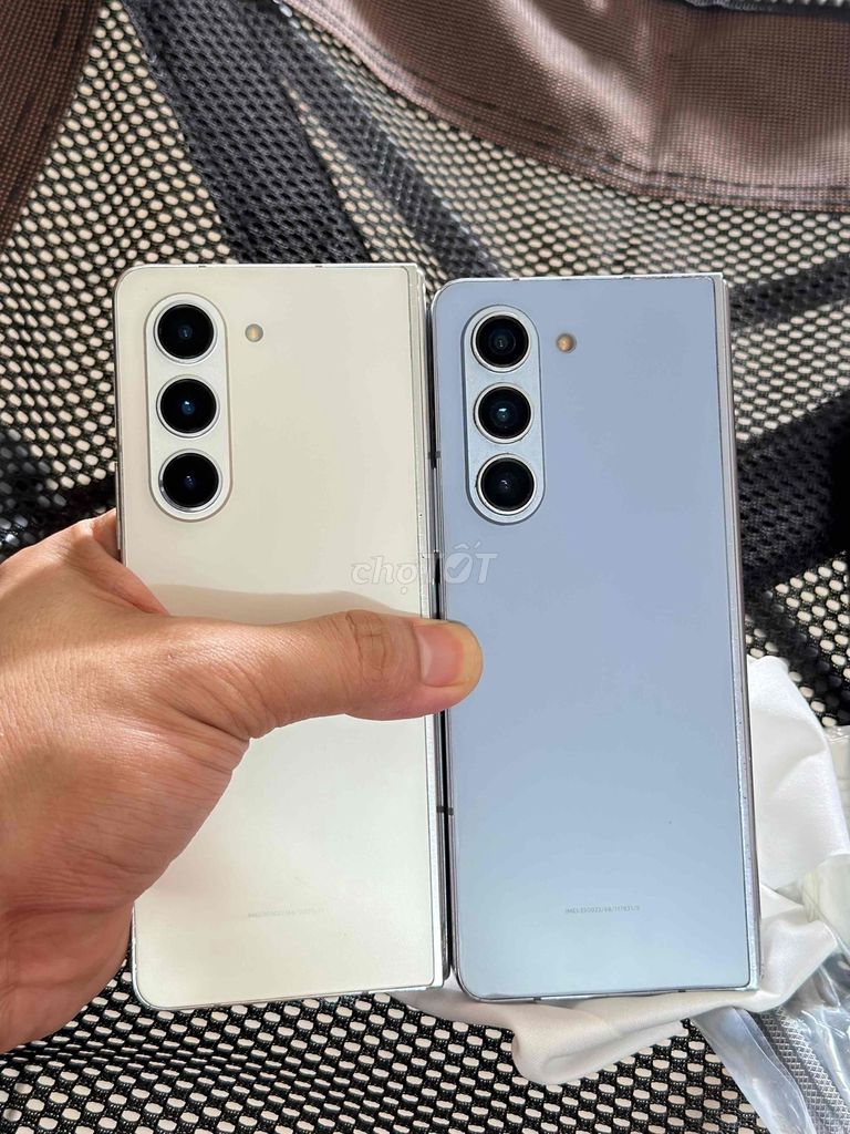 Samsung Galaxy Z Fold5 bản VN. Mua bán Điện thoại tại Quận 5 Tp Hồ Chí Minh được đăng bởi Gia Bảo hình 1