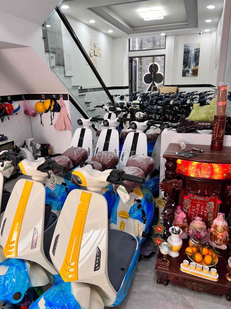 XE ĐẠP ĐIỆN HOTTREND. SẢN XUẤT 2025.. Mua bán Xe điện tại Quận Tân Phú Tp Hồ Chí Minh được đăng bởi TỔNG KHO XE ĐIỆN SỈ VÀ LẺ TẠI HCM hình 3