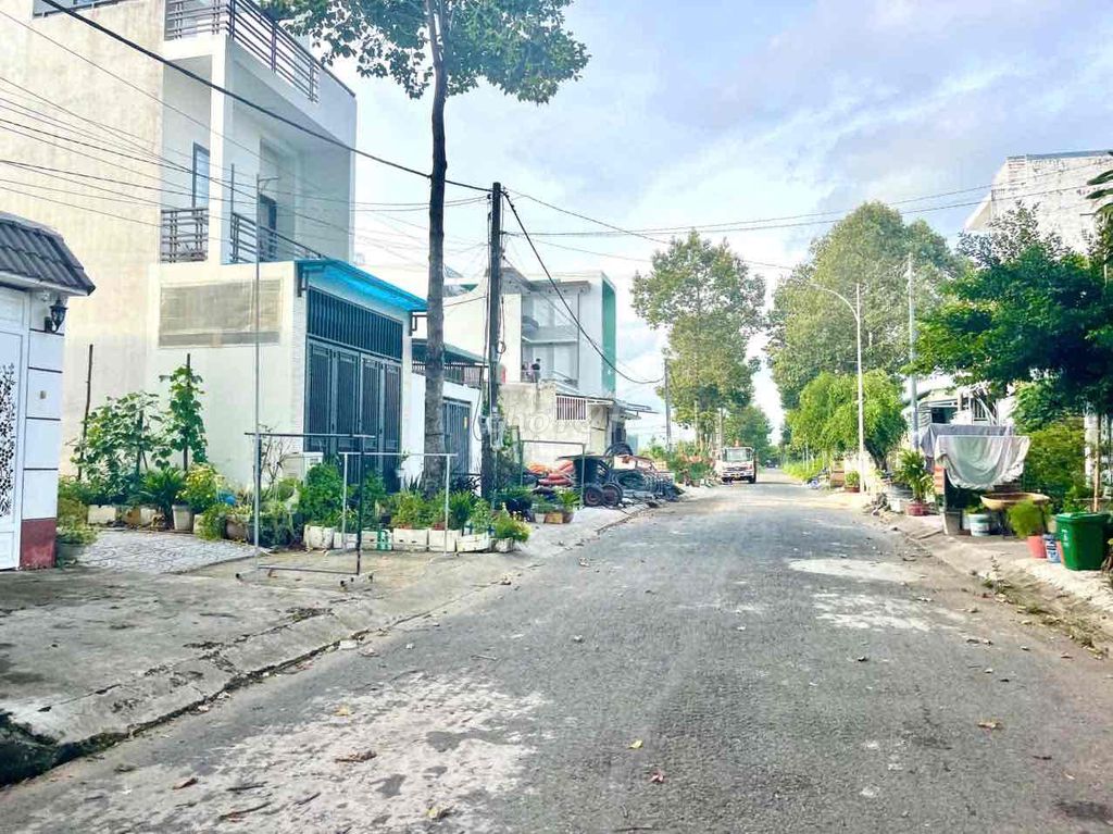Chủ kẹt bán nền giá tốt KDC Ngân Thuận