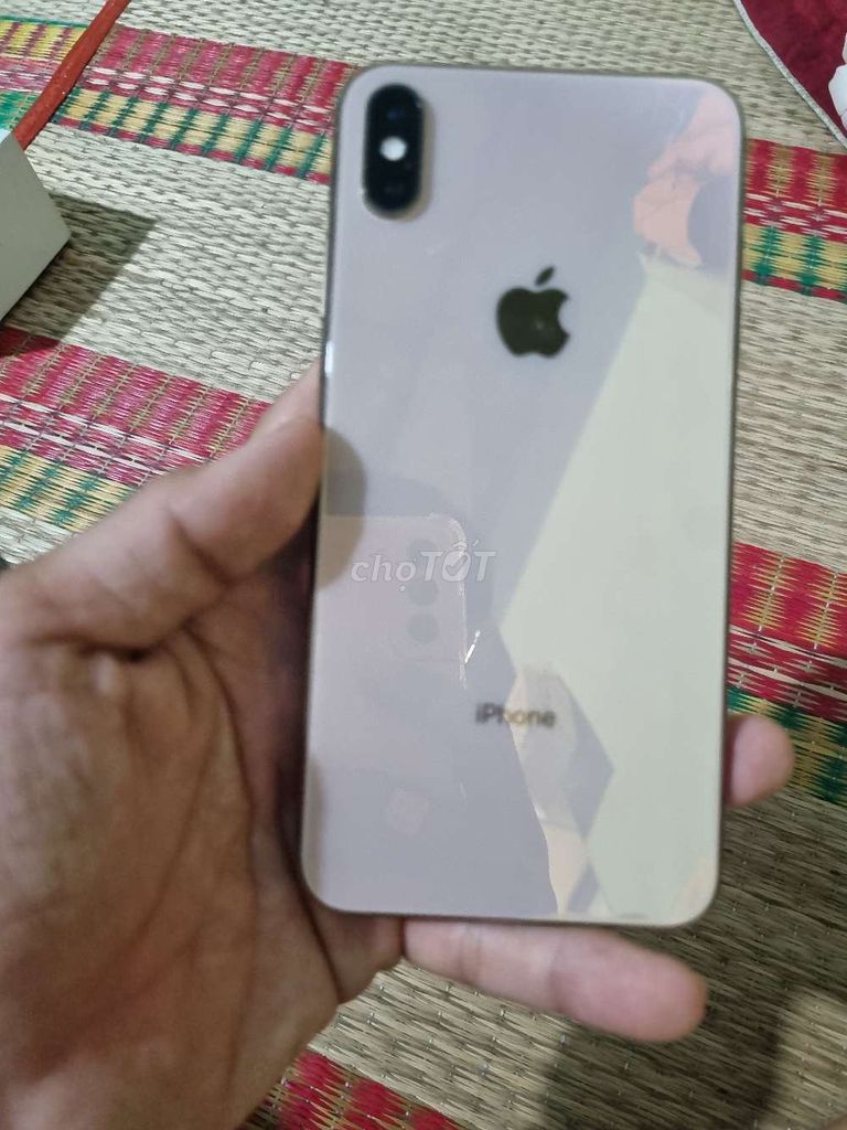 Apple iPhone XS Max 64GB Vàng. Mua bán Điện thoại tại Huyện Long Thành Đồng Nai được đăng bởi Tuấn Nguyễn hình 1
