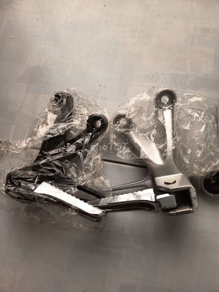 Dọn kho cuối năm rẻ bèo. Mua bán Phụ tùng xe tại Quận 4 Tp Hồ Chí Minh được đăng bởi Cường hình 5