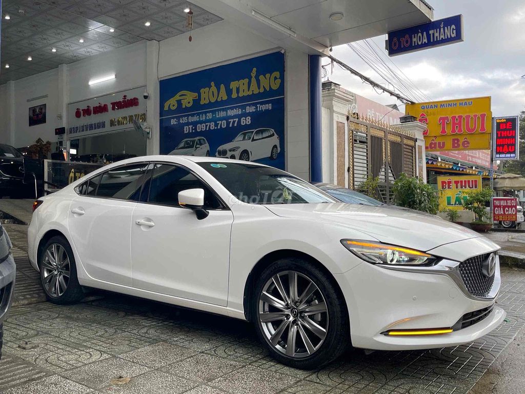 Mazda 6 2022 Signature Premium 2.5 AT - 17000 km. Mua bán Ô tô tại Huyện Đức Trọng Lâm Đồng được đăng bởi SALON ÔTÔ HOÀ THẮNG  hình 4