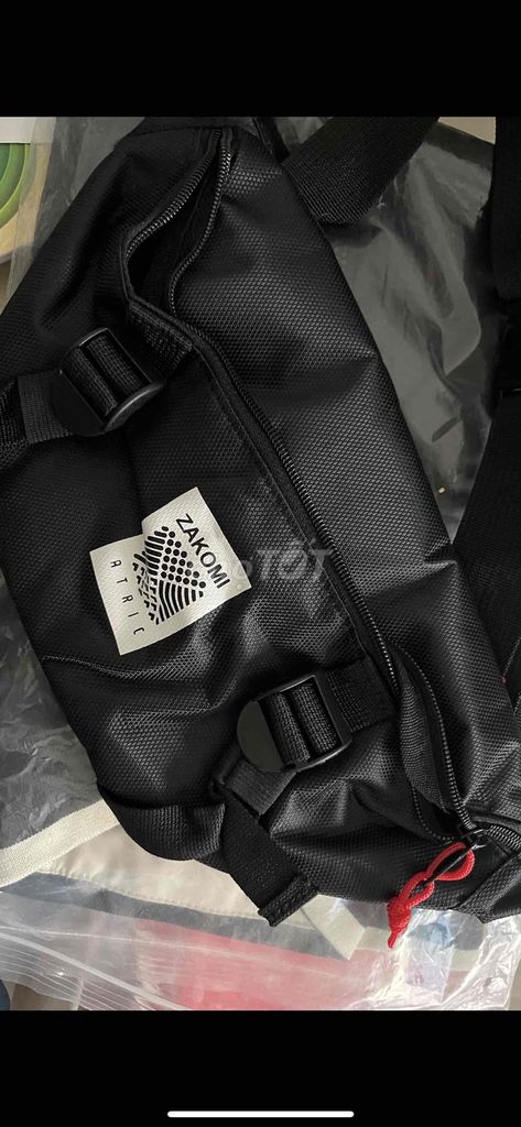 Túi chống thấm ZAKOMI Đen Unisex. Mua bán Túi xách tại Quận 12 Tp Hồ Chí Minh được đăng bởi Chế Thị Mỹ Thơ hình 1