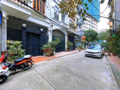 TT CẦU GIẤY-PHÂN LÔ -NGÕ THÔNG - KINH DOANH - Ô TÔ VÀO NHÀ - KHU VÍP. Mua bán nhà ở tại Quận Cầu Giấy Hà Nội được đăng bởi Hoàng Thị Lý