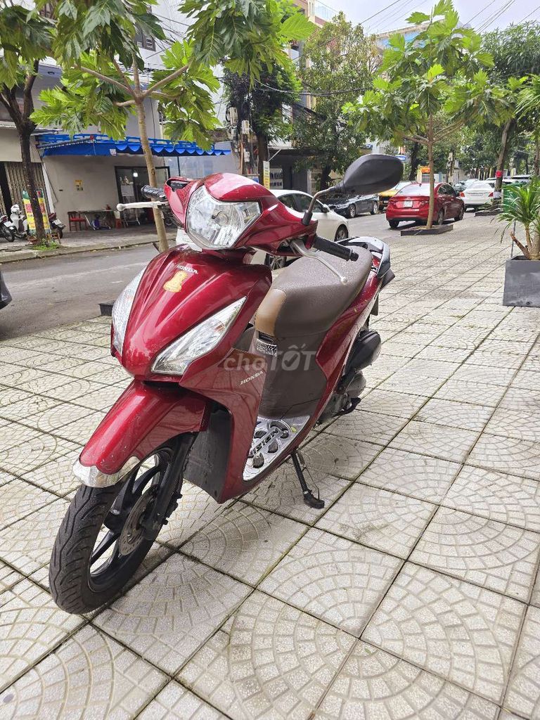 Honda Vision Đời mới màu Đỏ khóa bếp ga thông minh. Mua bán Xe máy tại Quận Hải Châu Đà Nẵng được đăng bởi cường thịnh hình 5