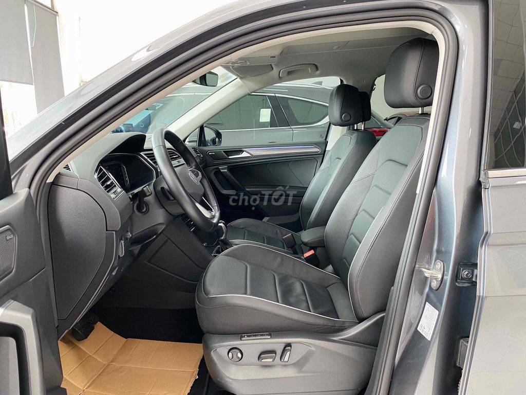Volkswagen Tiguan 2022 Allspace 1 Chủ- 5000 km. Mua bán Ô tô tại Thành phố Thủ Đức Tp Hồ Chí Minh được đăng bởi Quốc Nhẫn hình 4