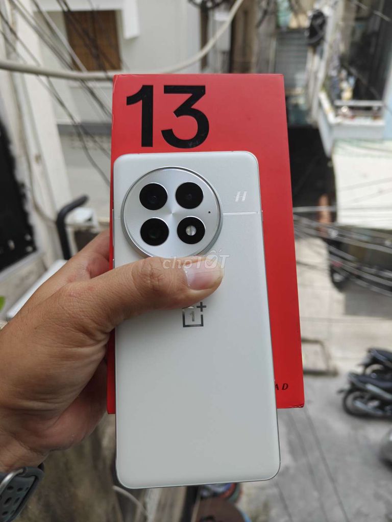 Oneplus 13 256GB Trắng 99% fullbox đầy đủ. Mua bán Điện thoại tại Quận 10 Tp Hồ Chí Minh được đăng bởi thanh liêm hình 1