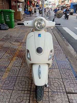 Cần bán xe vespa lx 125 zin đẹp. Mua bán Xe máy tại Quận 3 Tp Hồ Chí Minh được đăng bởi Nguyễn văn sùng
