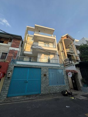 Nhà rẻ nhất Thảo Điền Q2. Nhà 4 tầng có sẵn hồ bơi 7,5x27m. 165tr/m2