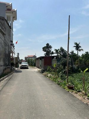 Quảng Lãng - Ân Thi em có 1 em chân dài ***. Mua bán đất tại Huyện Ân Thi Hưng Yên được đăng bởi Nguyễn Thị Thu