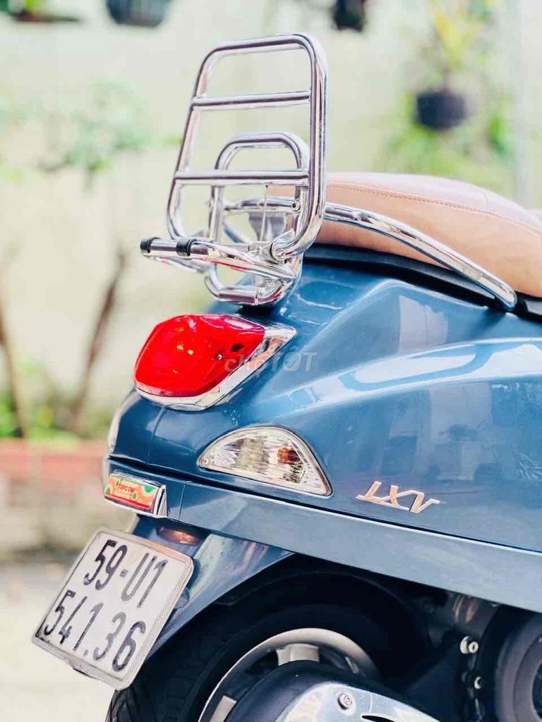 Piaggio Vespa LXV 125CC 2014 Xanh. Mua bán Xe máy tại Quận 12 Tp Hồ Chí Minh được đăng bởi Ta Thanh Thai hình 5