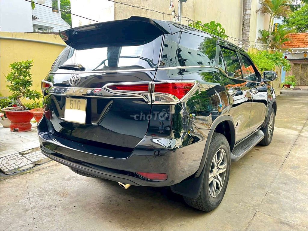 Toyota Fortuner 2017 2.7V AT 86.000km Đen. Mua bán Ô tô tại Quận 7 Tp Hồ Chí Minh được đăng bởi Giang Ngọc Tân hình 5