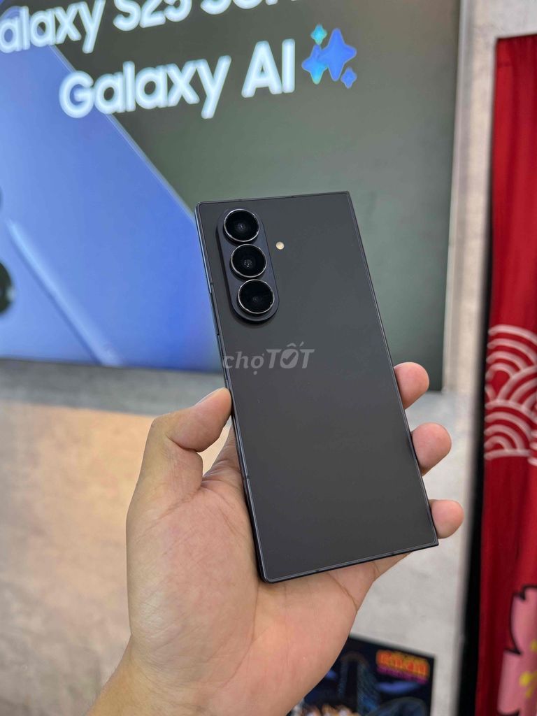 Samsung Z Fold7 1TB Đen Like New. Mua bán Điện thoại tại Quận 10 Tp Hồ Chí Minh được đăng bởi Hậu Lưu hình 1