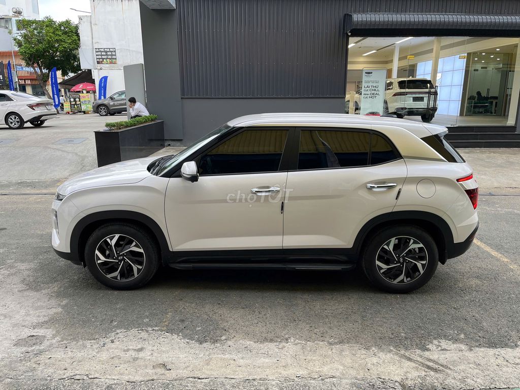 Hyundai Creta 2023 Trắng 28.000 km. Mua bán Ô tô tại Quận 1 Tp Hồ Chí Minh được đăng bởi TÂN TỨ QUÝ hình 16