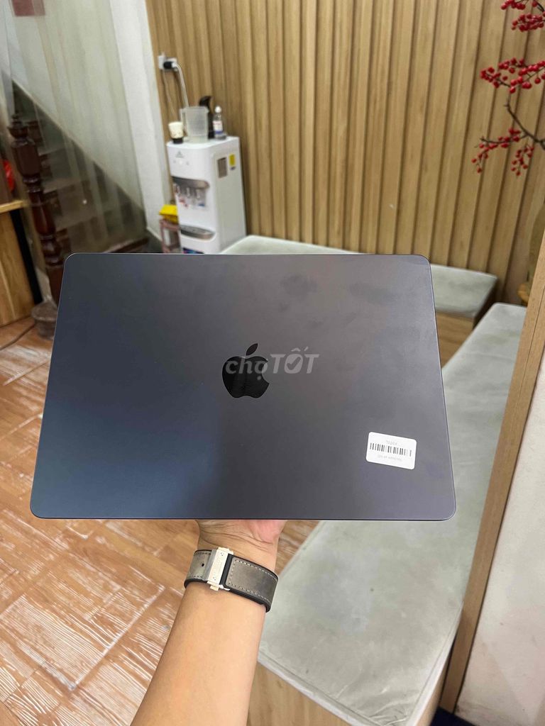 MacBook Air M2 8GB 256GB SSD chưa active