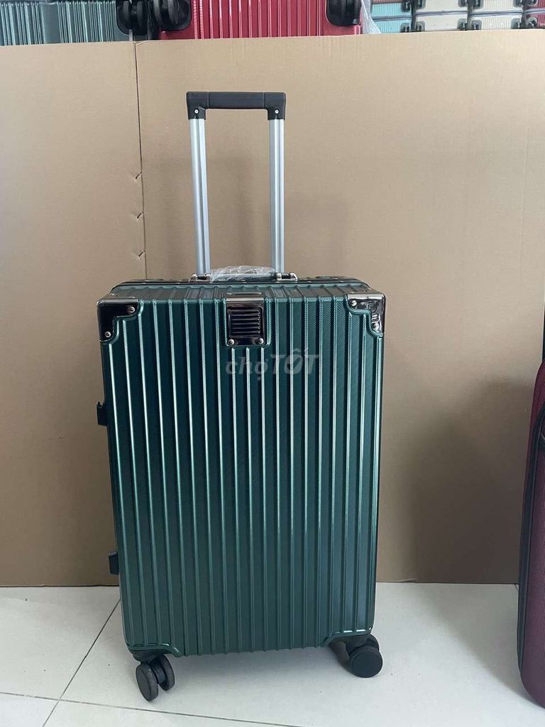 Vali kéo khung nhôm khóa sập size 24. Mua bán Túi xách tại Quận Tân Bình Tp Hồ Chí Minh được đăng bởi Phạm Thị Ny Ny hình 1
