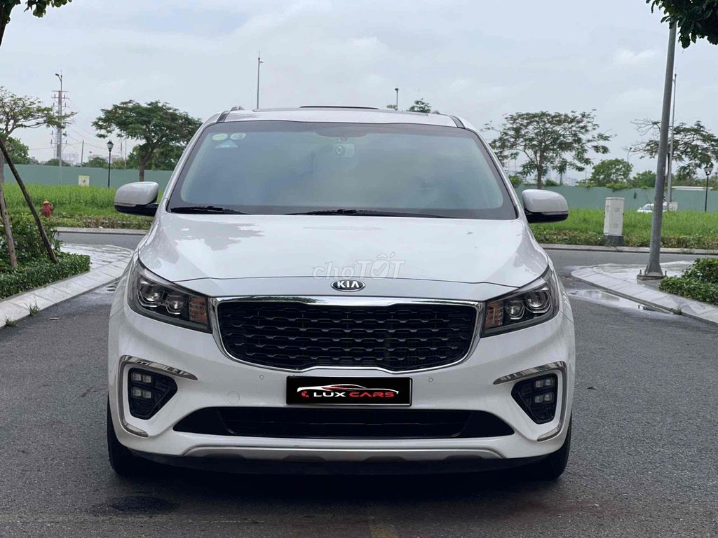 Kia Sedona 2019 2.2 DAT Luxury - 107000 km. Mua bán Ô tô tại Thành phố Thủ Đức Tp Hồ Chí Minh được đăng bởi Văn Dũng hình 1