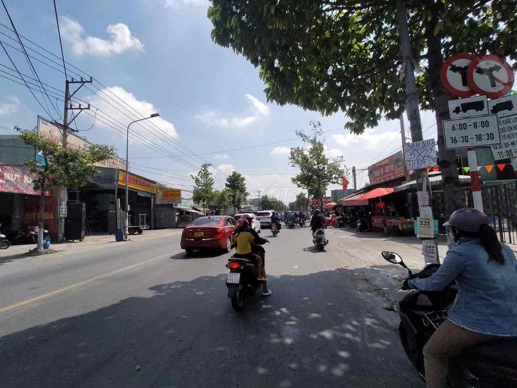 Đất mặt tiền đường Nguyễn Thị Minh Khai, phường Tân Bình, TP Dĩ An.