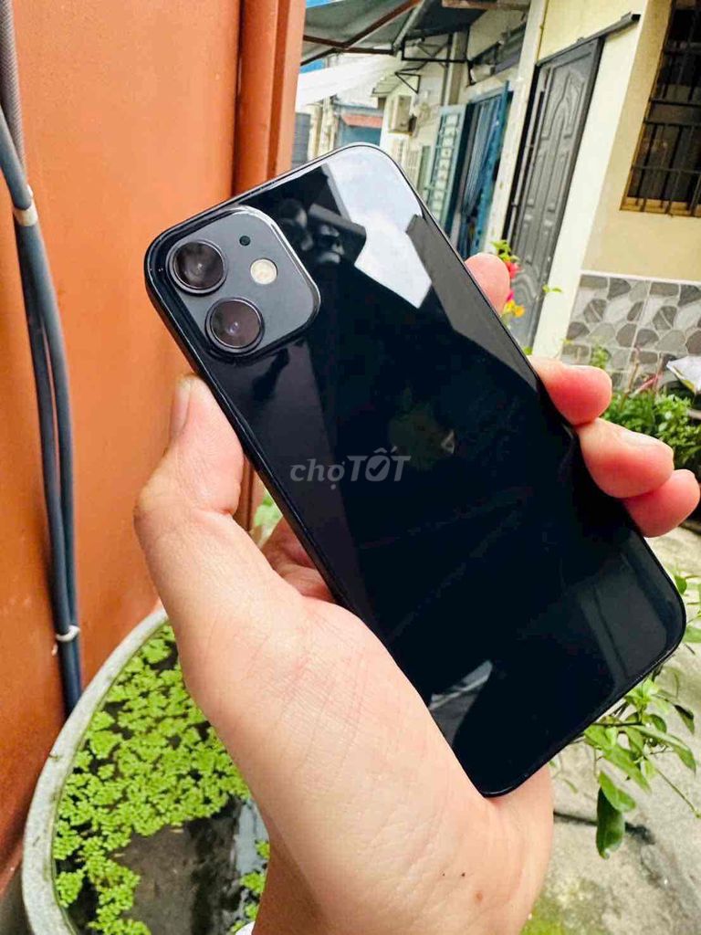 Apple iPhone 12 mini 64GB Đen Mỹ đẹl keng. Mua bán Điện thoại tại Thành phố Biên Hòa Đồng Nai được đăng bởi Oanh Hoang hình 1