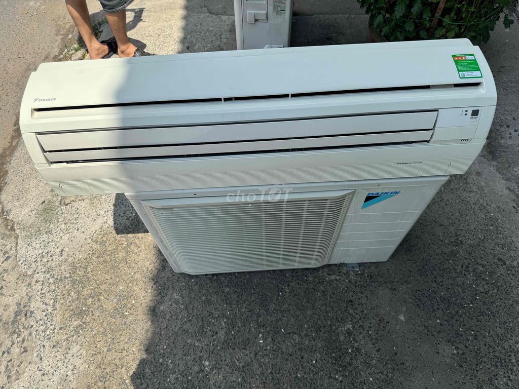 máy lạnh daikin 2hp đời mới máy đẹp. Mua bán Máy lạnh, điều hoà tại Quận 12 Tp Hồ Chí Minh được đăng bởi Phong hình 1