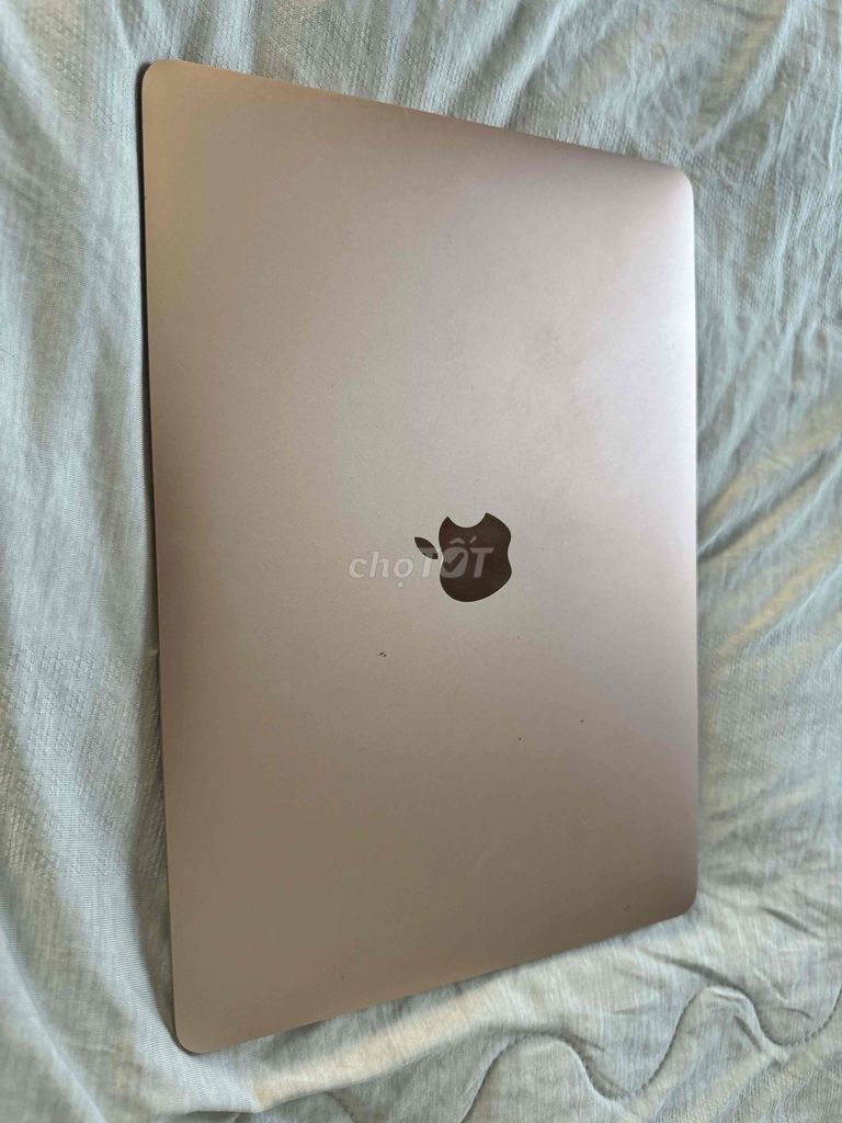 Apple Macbook Air M1 2020. Mua bán Laptop tại Quận 1 Tp Hồ Chí Minh được đăng bởi Thanh Hoa hình 1