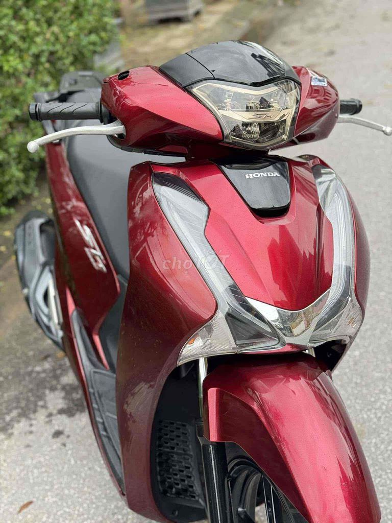 Sh 2018 xe đẹp êm zin chất chính chủ. Mua bán Xe máy tại Thành phố Vinh Nghệ An được đăng bởi Tài Nguyễn Văn hình 2