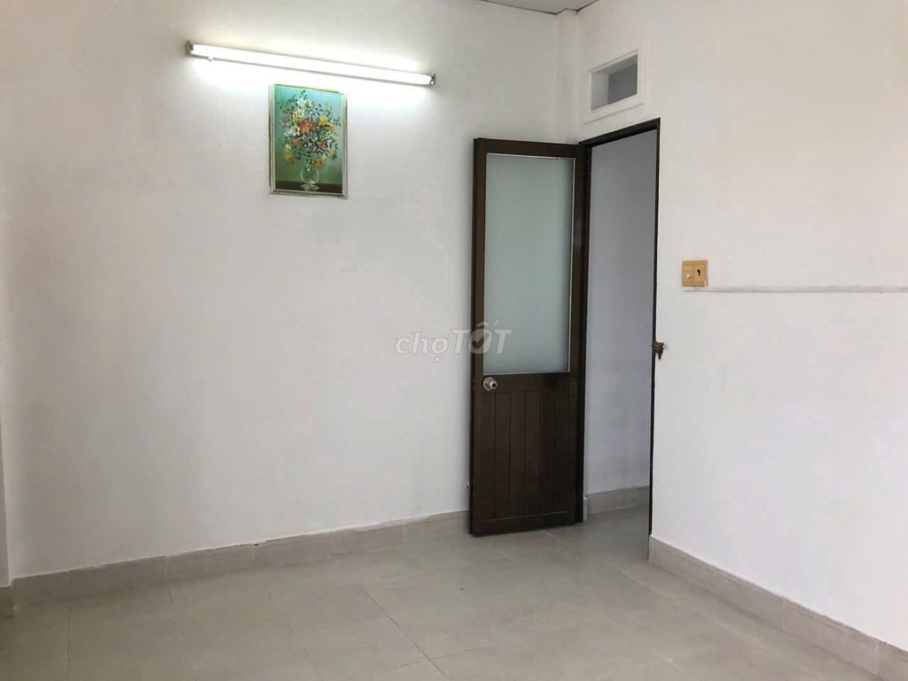 🏡 ПРОДАЖА ОСНОВНОГО ДОМА — 2 КВАРТИРЫ, 2 ТУАЛЕТА — ЕСТЬ ДЕНЕЖНЫЙ ПОТОК ЗА АРЕНДУ