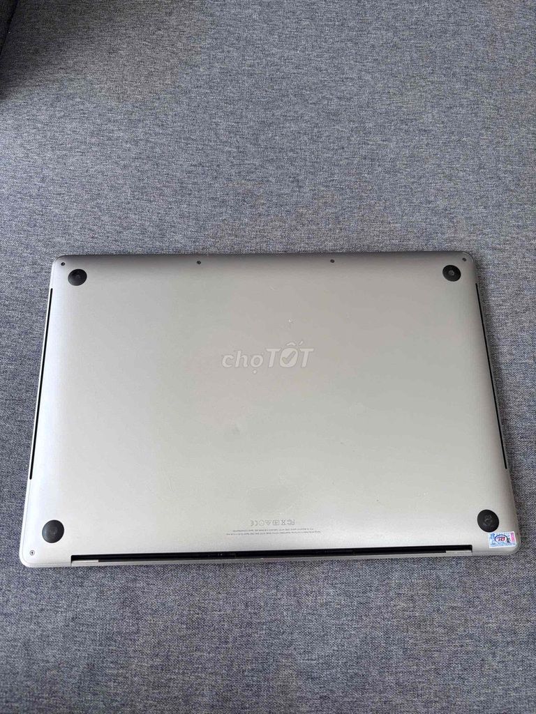 Apple Macbook Pro 2017 15 inch I7 16GB/256GB 98%. Mua bán Laptop tại Quận Ninh Kiều Cần Thơ được đăng bởi Quý Mobile Cần thơ hình 1