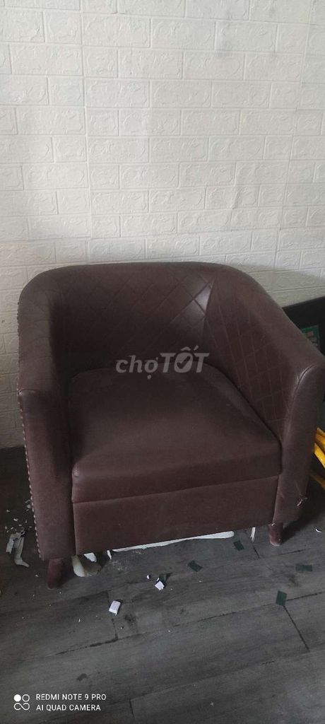 Ghế sofa đơn , da xịn , hàng xịn, mới 95%