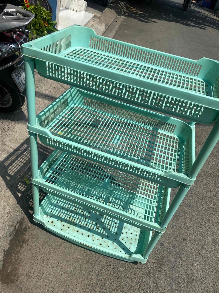 Kệ lắp ráp nhựa 4 tầng. Mua bán Tủ, kệ gia đình tại Quận 12 Tp Hồ Chí Minh được đăng bởi Lê Bùi Bằng Tuân hình 1