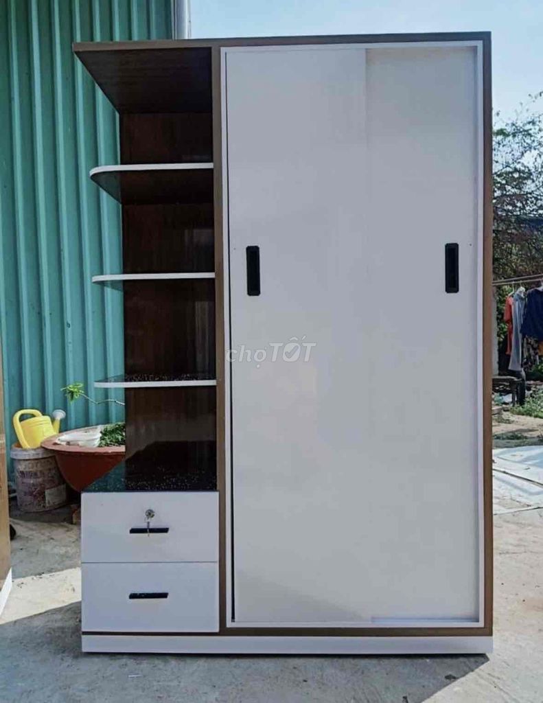 Tủ quần áo Nhựa Đài Loan Nâu Trắng 1m8x1m25. Mua bán Tủ, kệ gia đình tại Huyện Hóc Môn Tp Hồ Chí Minh được đăng bởi Hong Le hình 1