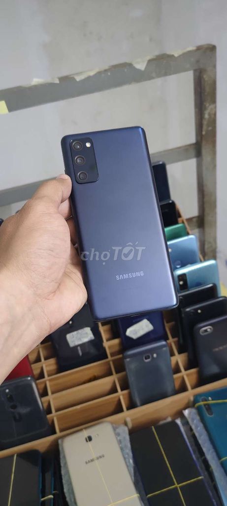 Samsung S20 FE, ram 11gb, 256gb, zin 💯, 2sim. Mua bán Điện thoại tại Quận Gò Vấp Tp Hồ Chí Minh được đăng bởi A LONG   nhận thanh toán THẺ TÍN DỤNG hình 1