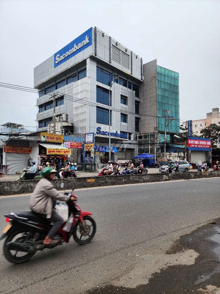 Ông chú cần bán tòa nhà 6 tầng mặt tiền hà huy giáp Đường Hà Huy Giáp, Phường Thạnh Lộc, Quận 12, Tp Hồ Chí Minh Quận 12 Tp Hồ Chí Minh