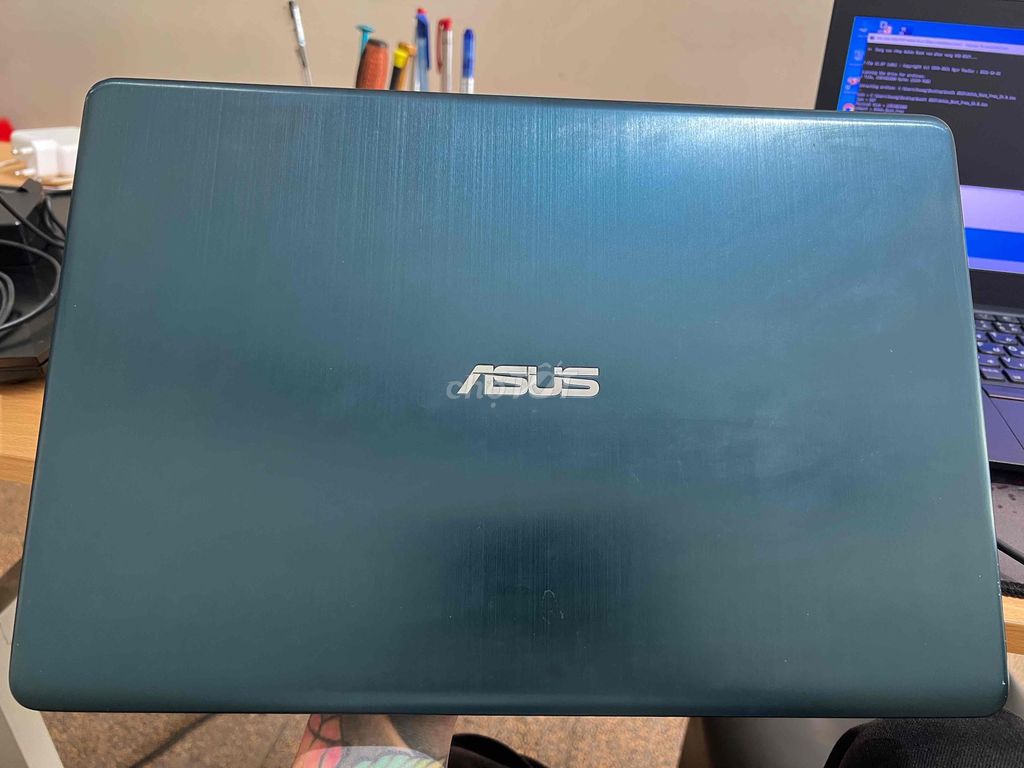 ASUS VivoBook S15 i3-8 4GB/120GB. Mua bán Laptop tại Quận Đống Đa Hà Nội được đăng bởi Nam khánh hình 1