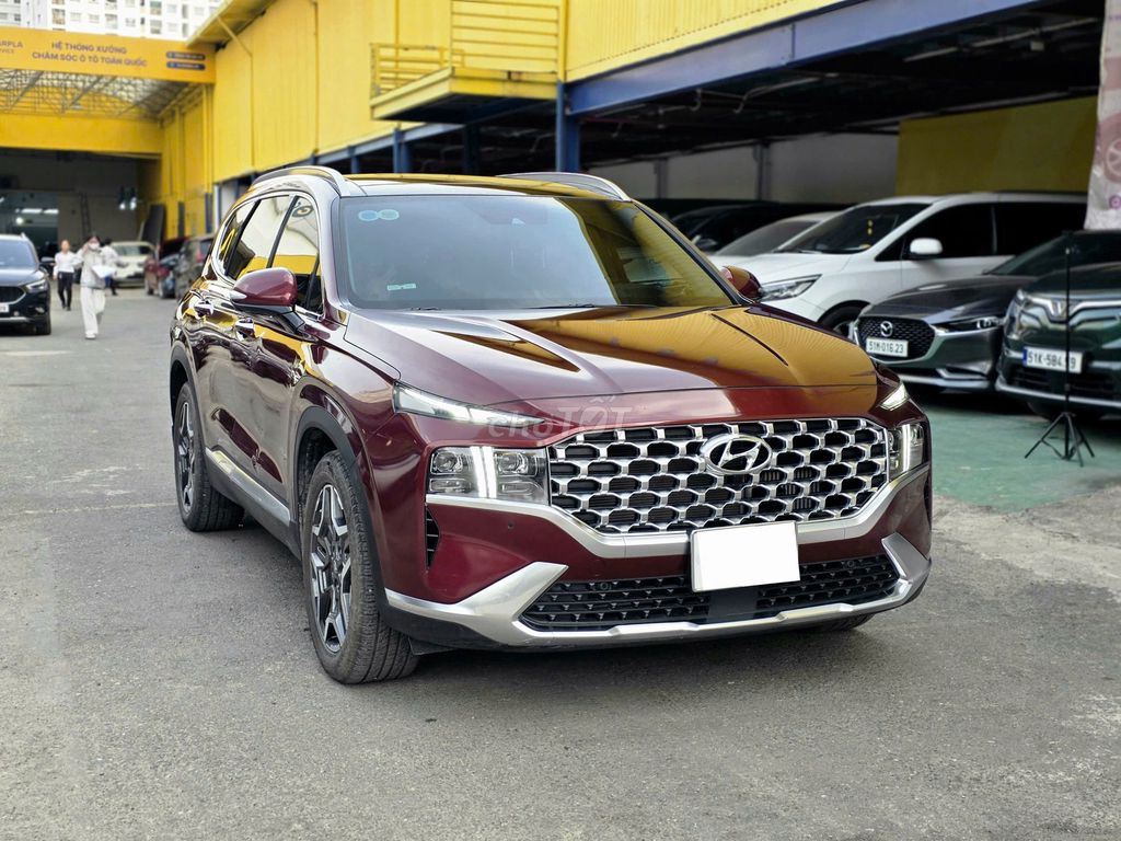 Hyundai Santafe Premium 2023 дизель 11 000 км