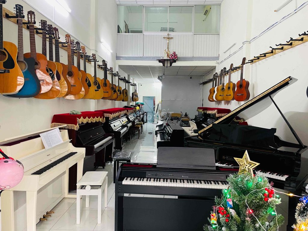 piano yamaha Clp260 nhật mùa Noel