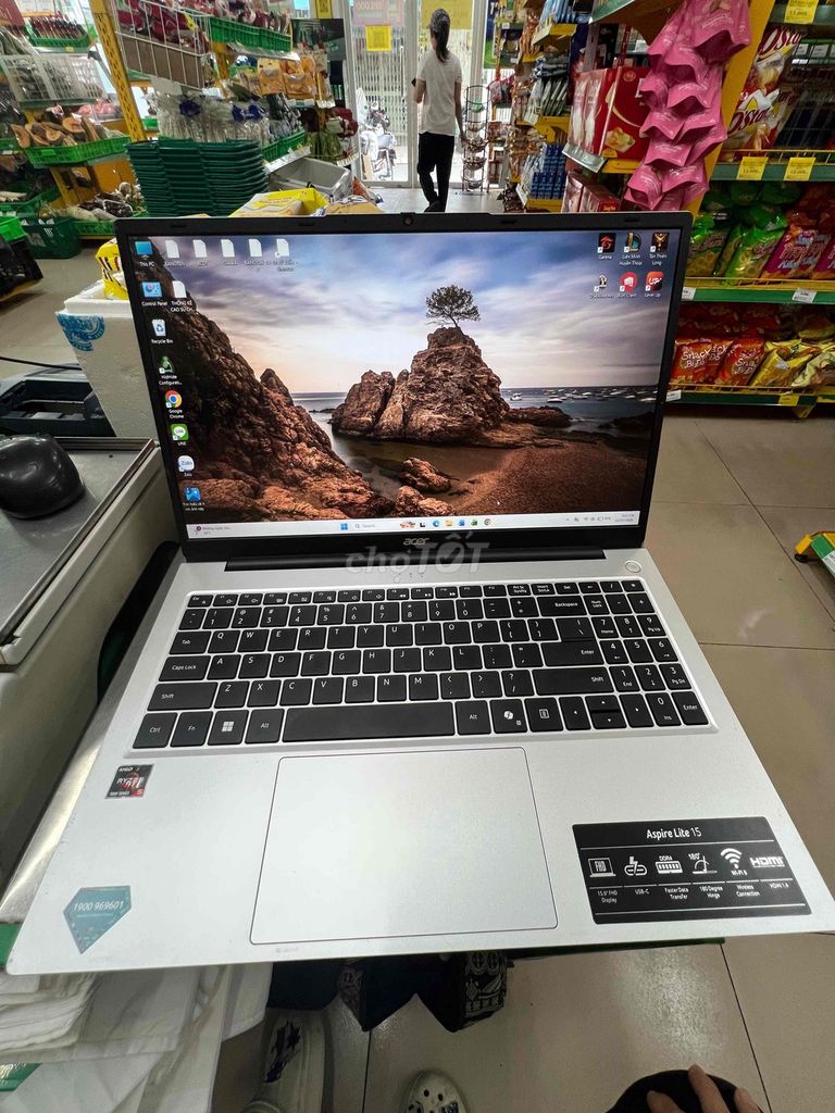 Acer Aspire Lite 15 R5 7430U 16GB/512GB Like New. Mua bán Laptop tại Quận Bình Thạnh Tp Hồ Chí Minh được đăng bởi Phuc Pham hình 1