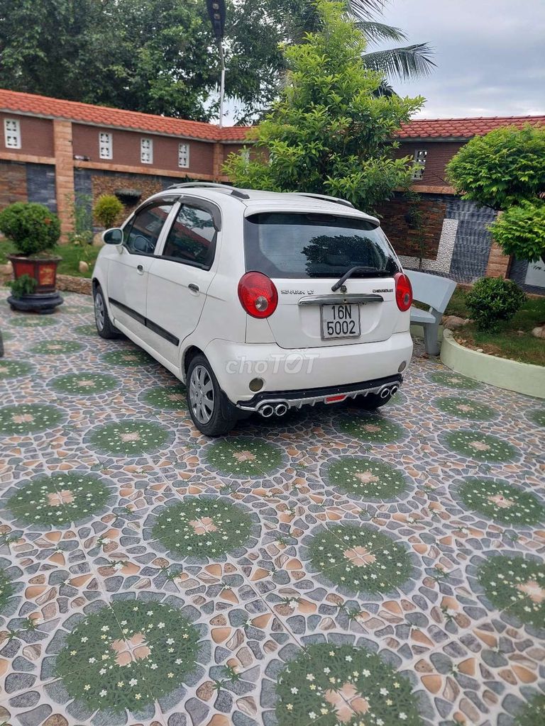 Chevrolet Spark 2010 LT 0.8 MT - 100000 km