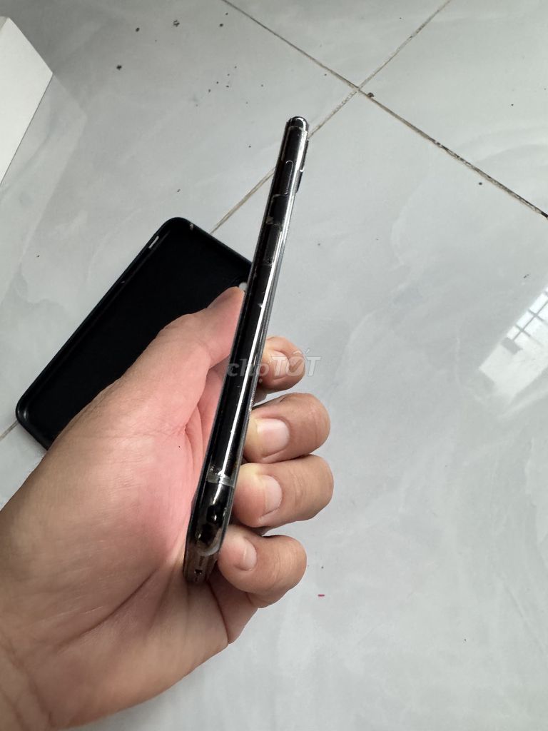 Apple iPhone XS Max 256GB Bể mặt lưng. Mua bán Điện thoại tại Quận 8 Tp Hồ Chí Minh được đăng bởi Nhật Minh hình 1