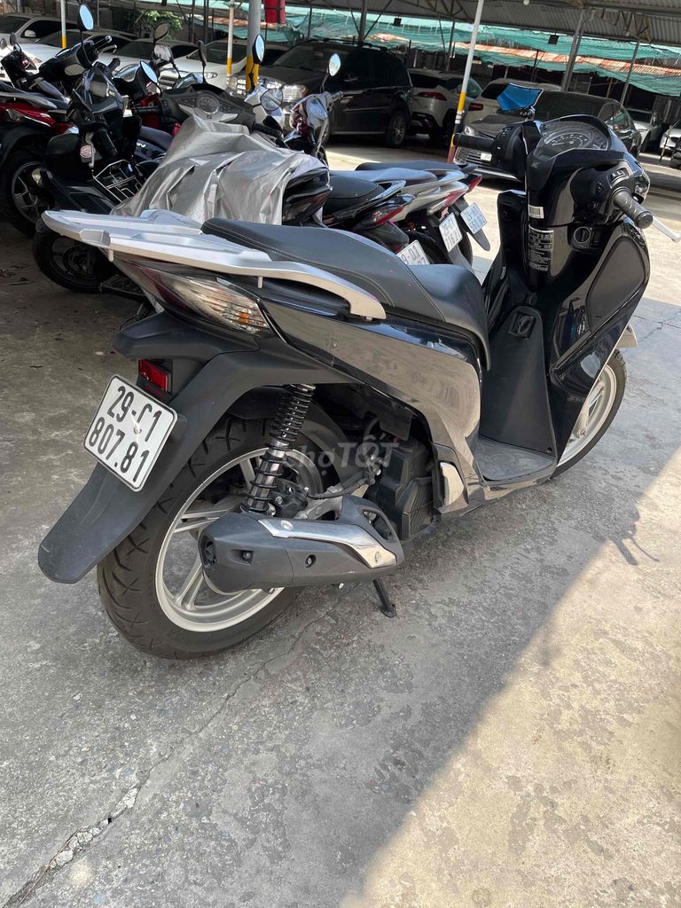 [Hà Nội] SH 2019 150i CBS odo 2xxx Km‼️Chính Chủ. Mua bán Xe máy tại Quận Tây Hồ Hà Nội được đăng bởi Chill Music hình 3