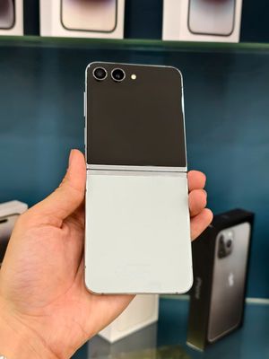 [SALE] Samsung Galaxy Z Flip 5 512GB Mint SSVN. Mua bán Điện thoại tại Quận Phú Nhuận Tp Hồ Chí Minh được đăng bởi TYMO Việt Nam