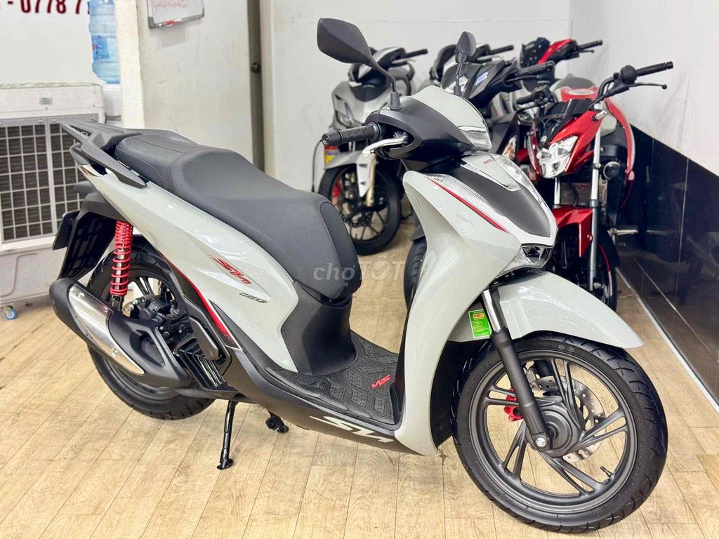 SH 160 ABS XXM siêu lướt 600km chính chủ ký