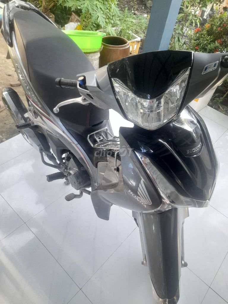 Cần đổi xe nên sang lại cho anh em cần đi làm. Mua bán Xe máy tại Huyện An Biên Kiên Giang được đăng bởi Hiếu hình 2