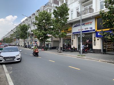 MT Trần Thị Nghỉ, thuộc KDC CityLand Center Hills, sàn 400m², 5 tầng
