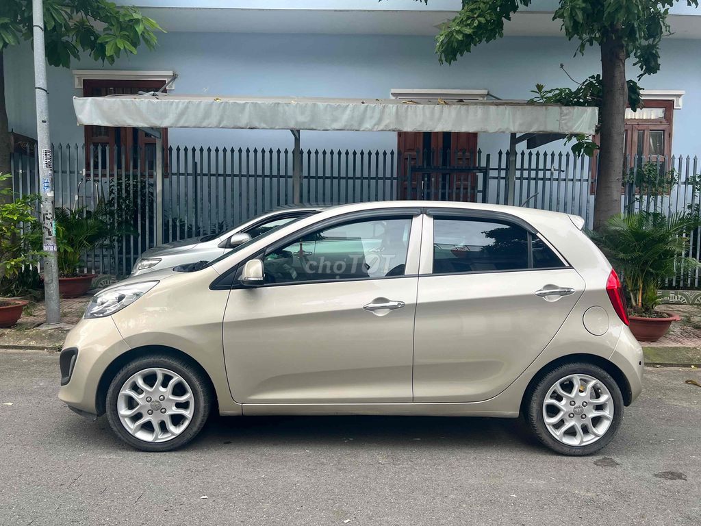 Kia Picanto 2013 Tự động rất đẹp full đồ chơi. Mua bán Ô tô tại Thành phố Dĩ An Bình Dương được đăng bởi Hiếu Auto Nghĩa Phát hình 5
