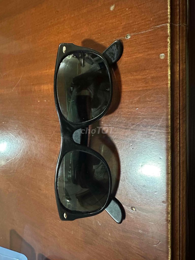 Kính râm Ray-Ban Đen USA. Mua bán Phụ kiện thời trang khác tại Huyện Mỏ Cày Nam Bến Tre được đăng bởi Nguyễn Khang hình 1